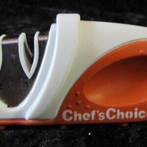 Pre-Owned Chef's Choice 2-Stage Manual Knife Sharpener - Double Bevel